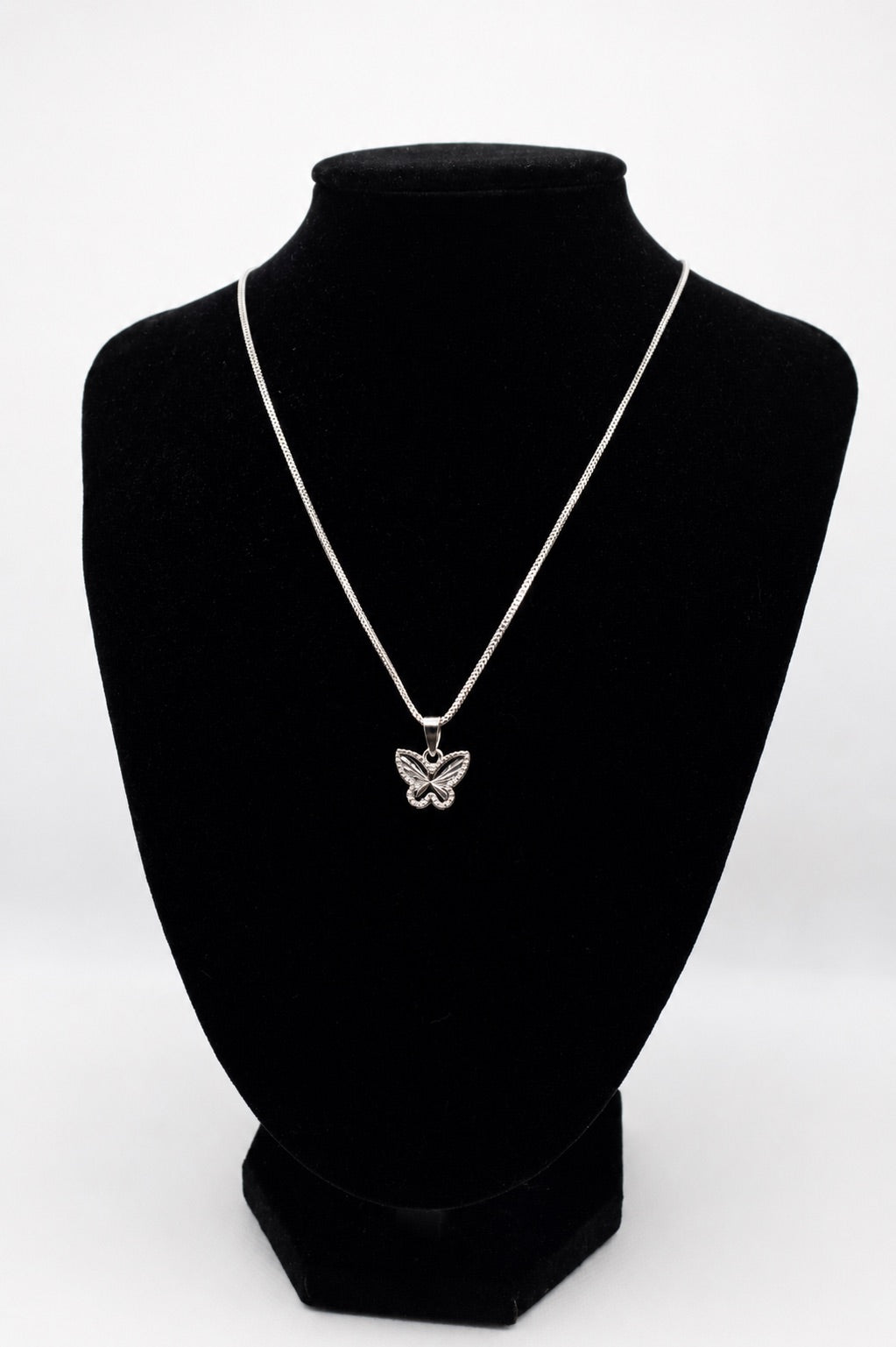 10K Yellow Gold dipped in White Rodium Italian Franco Chain with Butterfly pendant- 3.81g/22in
