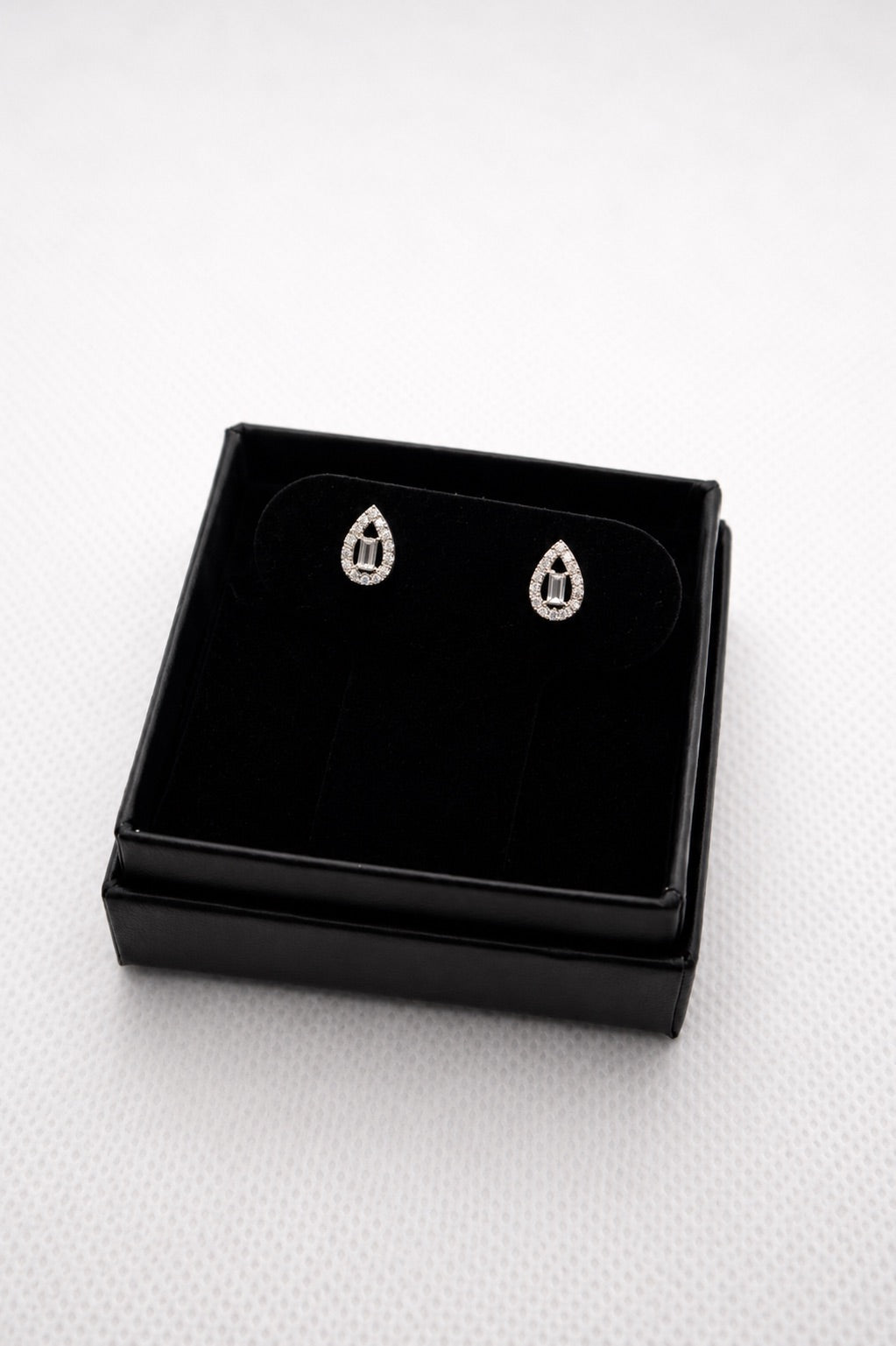 .25CT Natural Pear and Baguette Diamond white 10K gold Stud earrings