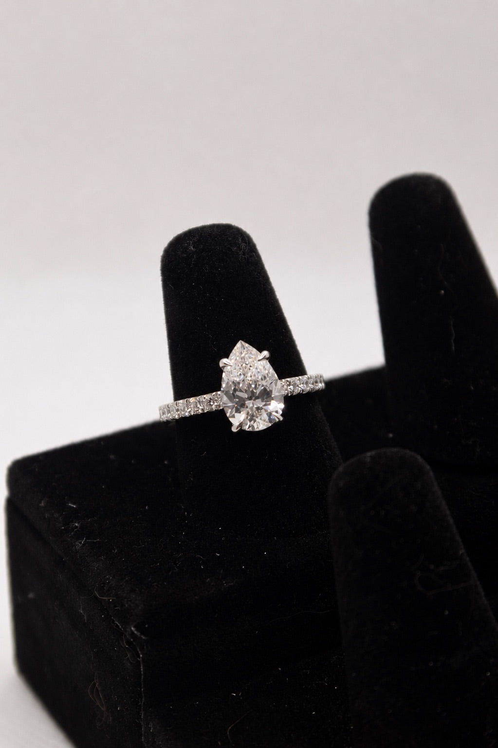 2.07 CT Pear Brilliant Cut IGI Certified VVS2 D Color Lab Diamond Engagement Ring 10K - 2.13 CTW Size 6.5 IGI Certified
